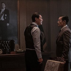 Bilder Das Attentat – The Man Standing Next