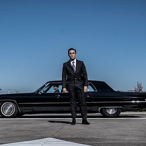 Bilder Das Attentat – The Man Standing Next