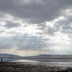 Bilder The Horse Thieves. Roads Of Time