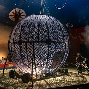 Bilder Gott, du kannst ein Arsch sein!