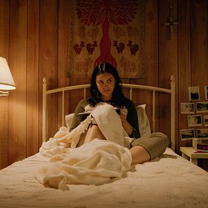 Bilder Coyote Lake - Die Wahrheit liegt unter der Oberfläche!