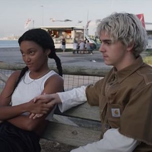 Bilder We Are Who We Are