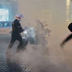 Bilder Ein Land, das sich für weise hält