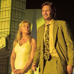 Bilder On Becoming a God in Central Florida