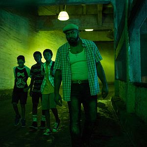 Bilder Vampires Vs. The Bronx