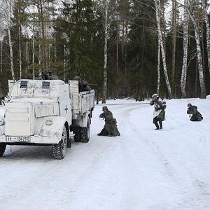 Bilder Enemy Lines - Operation Feuervogel