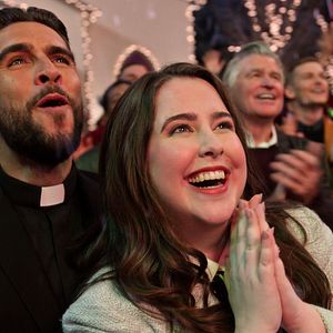 Bilder Dolly Parton’s Christmas on the Square