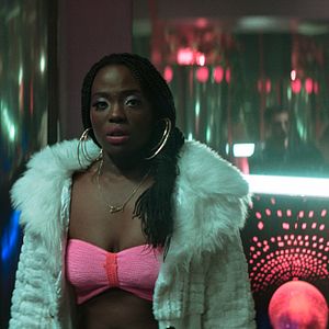 Bilder La mujer ilegal