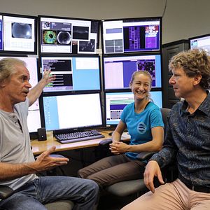 Bilder Fireball: Besuch aus fernen Welten