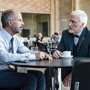 Contra - Film 2021 - FILMSTARTS.de