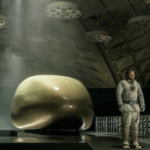 Bilder Raised By Wolves