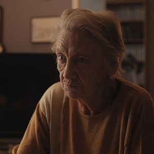 Bilder The Trouble With Being Born