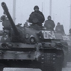 Bilder Der nackte König - 18 Fragmente über Revolution