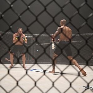 Bilder Cagefighter: Worlds Collide