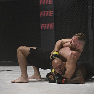 Bilder Cagefighter: Worlds Collide