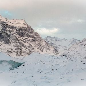 Bilder Die Wand der Schatten