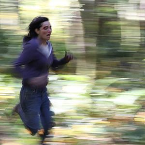 Bilder Alone - Du kannst nicht entkommen