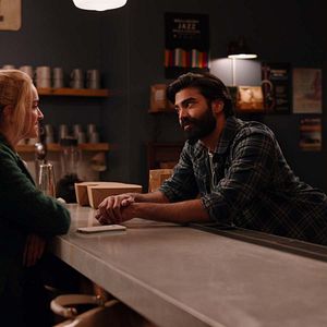 Bilder Brianne Howey