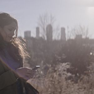 Bilder Only - Last Woman On Earth