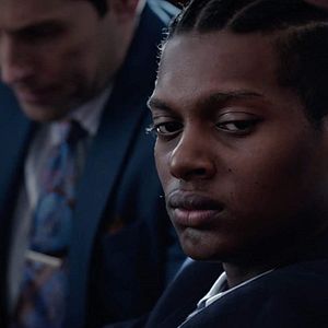 Bilder Foster Boy - Allein unter Wölfen