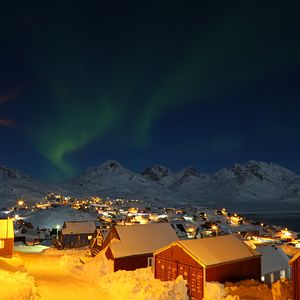 Bilder The Red House - Das rote Haus