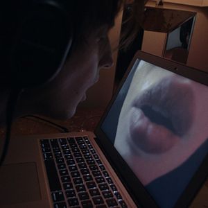 Bilder Camgirl - Wahnsinnige Begierde