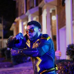 Bilder Black Lightning