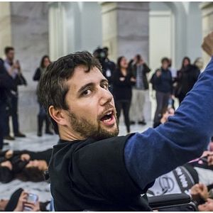 Bilder Not Going Quietly