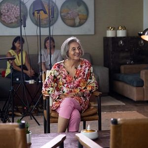 Bilder Searching For Sheela