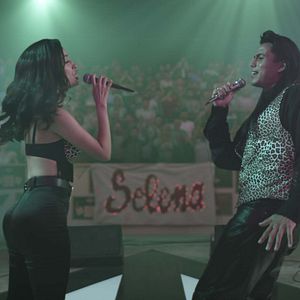 Bilder Selena: Die Serie