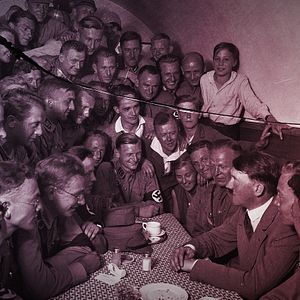 Bilder Krieg und Holocaust - Der deutsche Abgrund