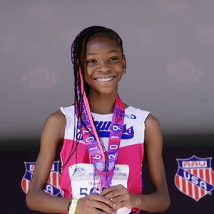 Bilder Drei Schwestern auf der richtigen Bahn