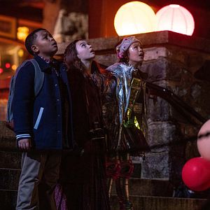 Bilder Home Before Dark