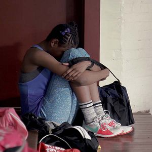 Bilder Drei Schwestern auf der richtigen Bahn