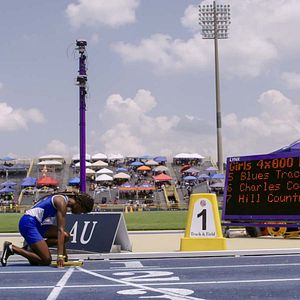 Bilder Drei Schwestern auf der richtigen Bahn
