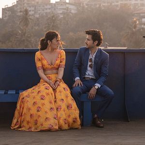 Bilder Feels Like Ishq