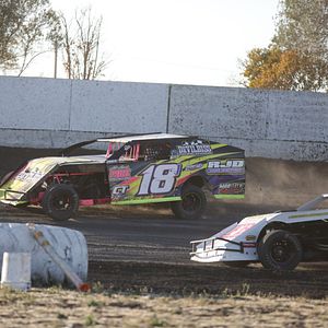 Bilder Lady Driver – Mit voller Fahrt ins Leben