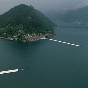 Bilder Christo - Walking On Water