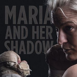 Bilder Maria and Her Shadow