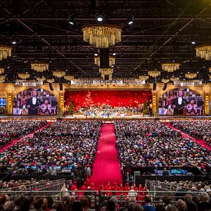 Bilder Christmas With André