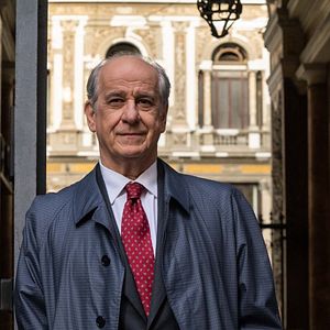 Bilder The Hand Of God