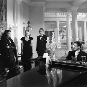 Bilder La diosa arrodillada