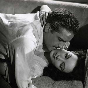 Bilder La diosa arrodillada