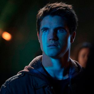 Bilder Robbie Amell