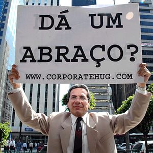 Bilder O Abraço Corporativo