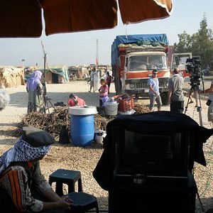 Bilder Toprağa Uzanan Eller