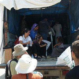 Bilder Toprağa Uzanan Eller