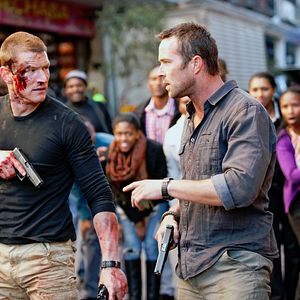 Bilder Sullivan Stapleton