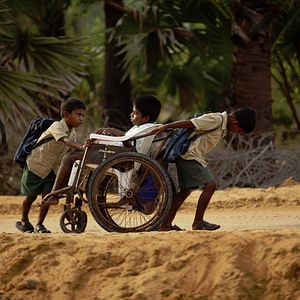 Bilder Auf dem Weg zur Schule