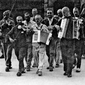 Bilder Klänge des Verschweigens